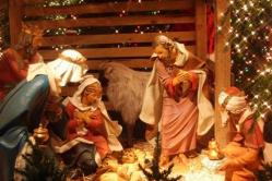 Gambar-gambar indah untuk Natal Katolik dan Ortodoks