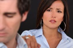 Εξαπάτηση όσων εμπιστεύτηκαν.  Αξίζει να συγχωρήσετε την εξαπάτηση;  Πώς να συγχωρήσετε τον σύζυγό σας για την απάτη Μερικά στοιχεία για το ψέμα