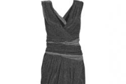 Hall kleit: mida kanda, parimad kombinatsioonid ja professionaalsed soovitused Mida kanda halli kleidi all